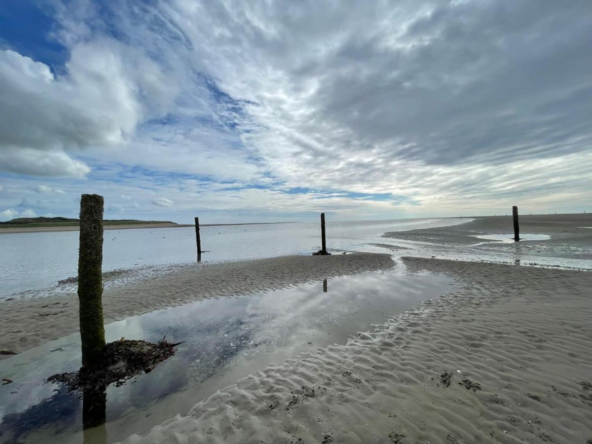 Tonn Ruray Sea View Luxury 2 Bed Apartment Dundrum Eksteriør billede