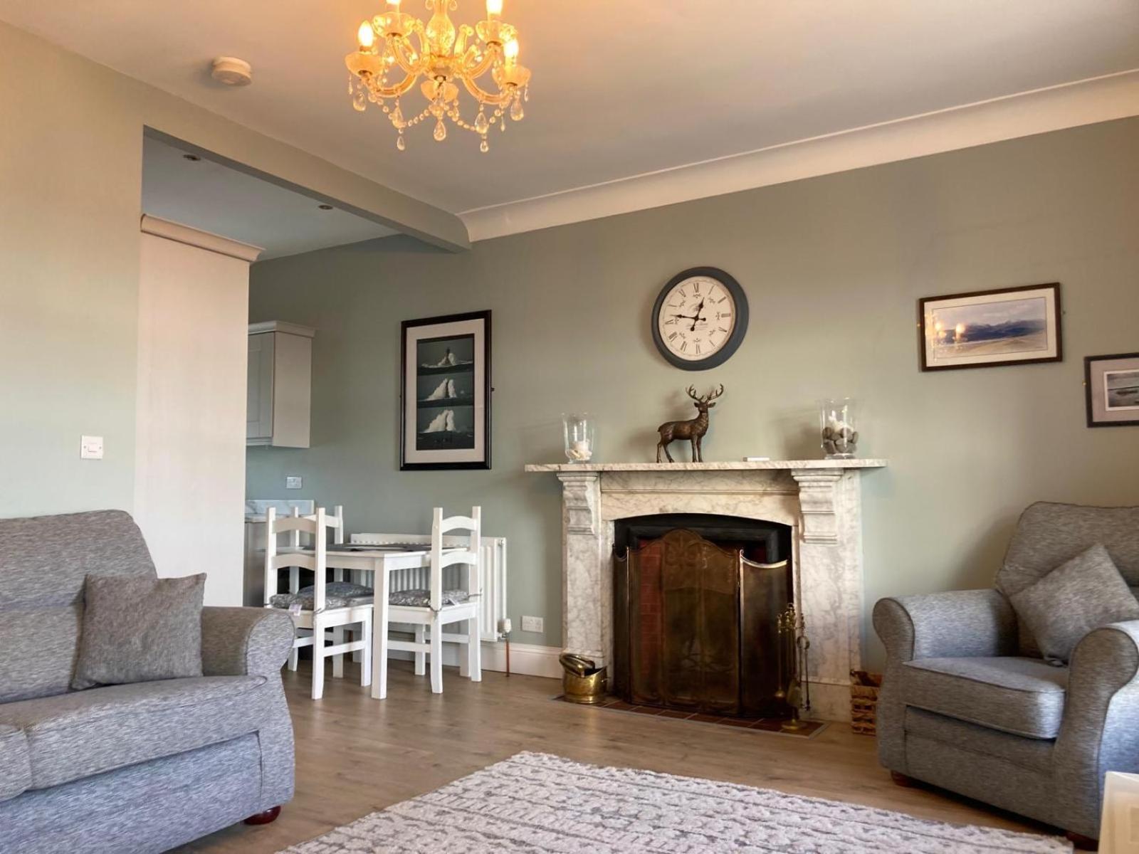 Tonn Ruray Sea View Luxury 2 Bed Apartment Dundrum Eksteriør billede